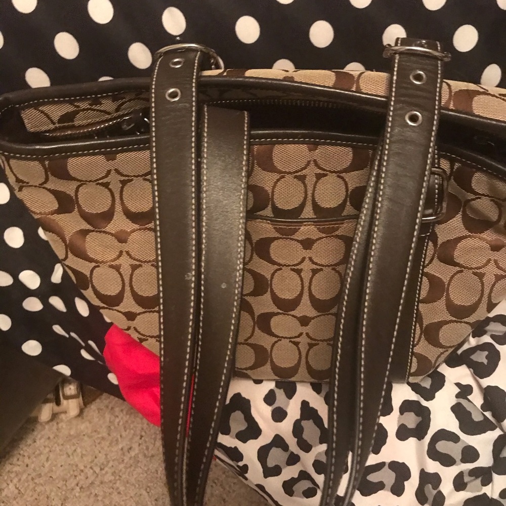 Authentic coach - Picture 2 of 6